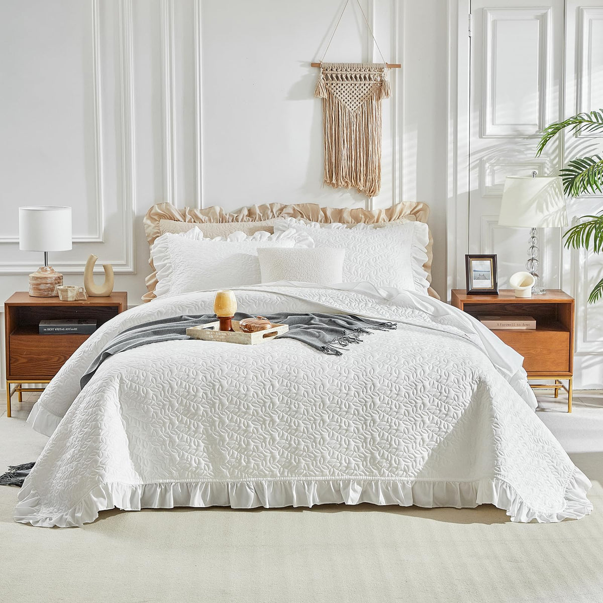 Oversized Ruffled Quilt Set 96 * 108in Solid Shabby Chic Farmhouse Ruffles 3PC Quilted Bedding Rustic