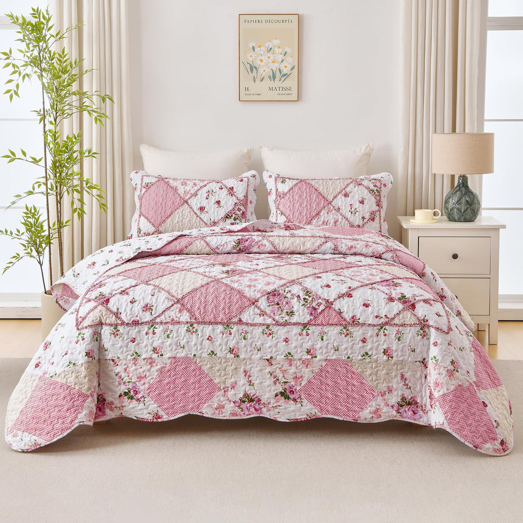 Pink Quilt Bedding Set, Floral Patchwork Reversible Quilts