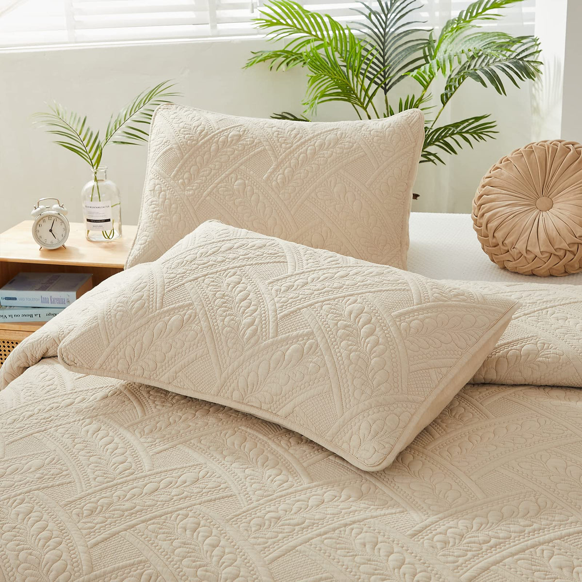 King Size Quilt Set Cotton Beige Quilts Farmhouse Matelasse Bedding Covetlet Set 3-Piece