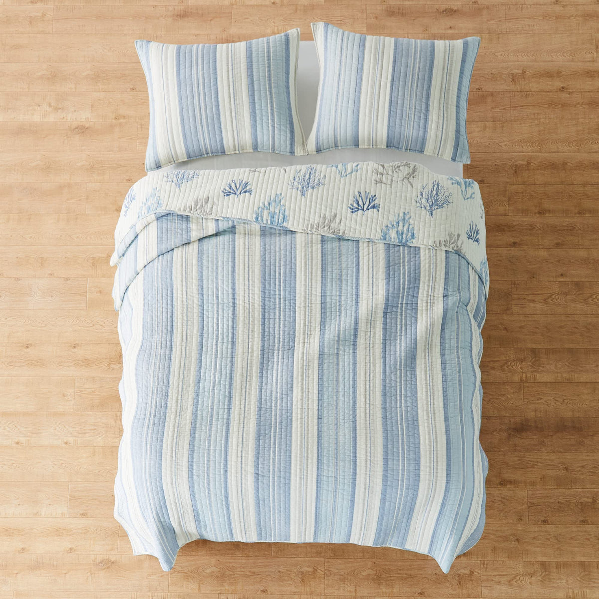 Ipanema Quilt Set - Full/Queen Quilt + Two Standard Pillow Shams - Coastal - Blue, Taupe and Cream - Quilt