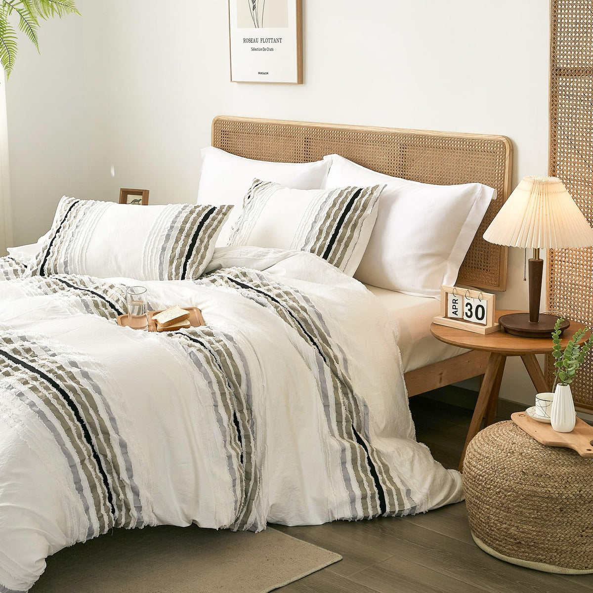 Tufted Stripe Ombre Duvet Cover with 2 Pillow Shams, No Comforter
