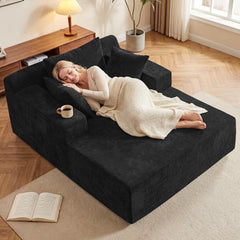Statement & Lounge Chairs