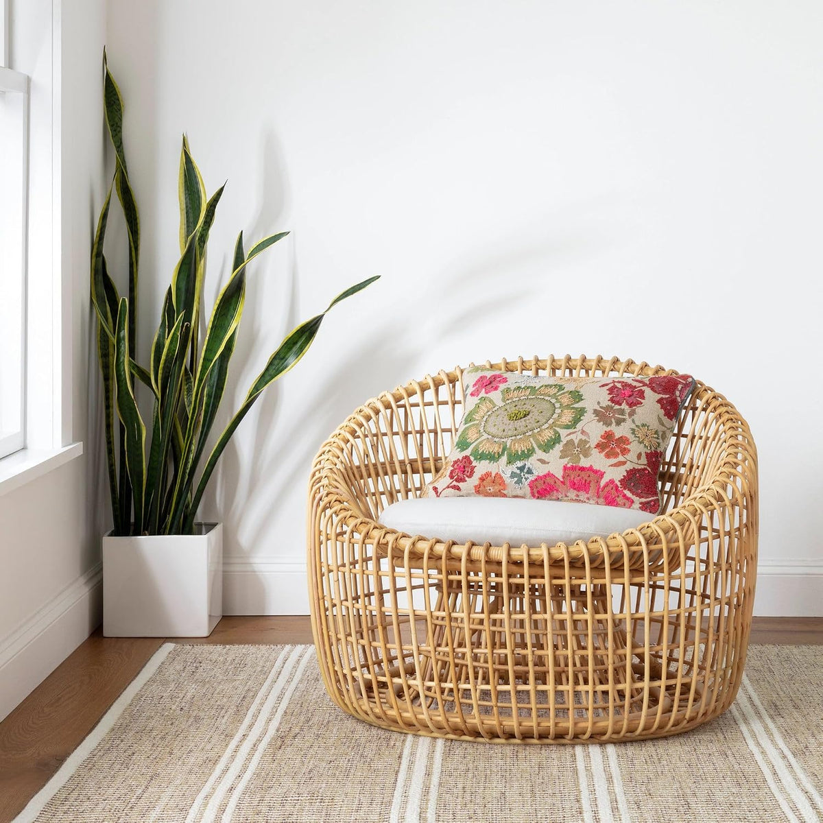 Malta Natural Striped Handwoven Wool Runner Rug, 2'6"x8'