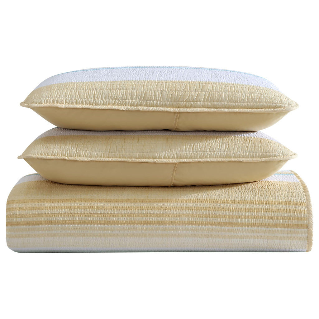 Coralinn Striped 3-Piece Lightweight Quilt Set