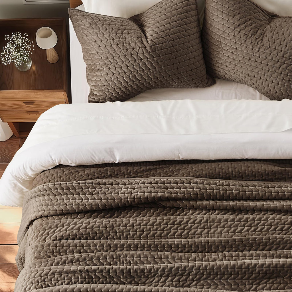 Cross-Stitch Velvet Quilt Set, Mushroom Brown