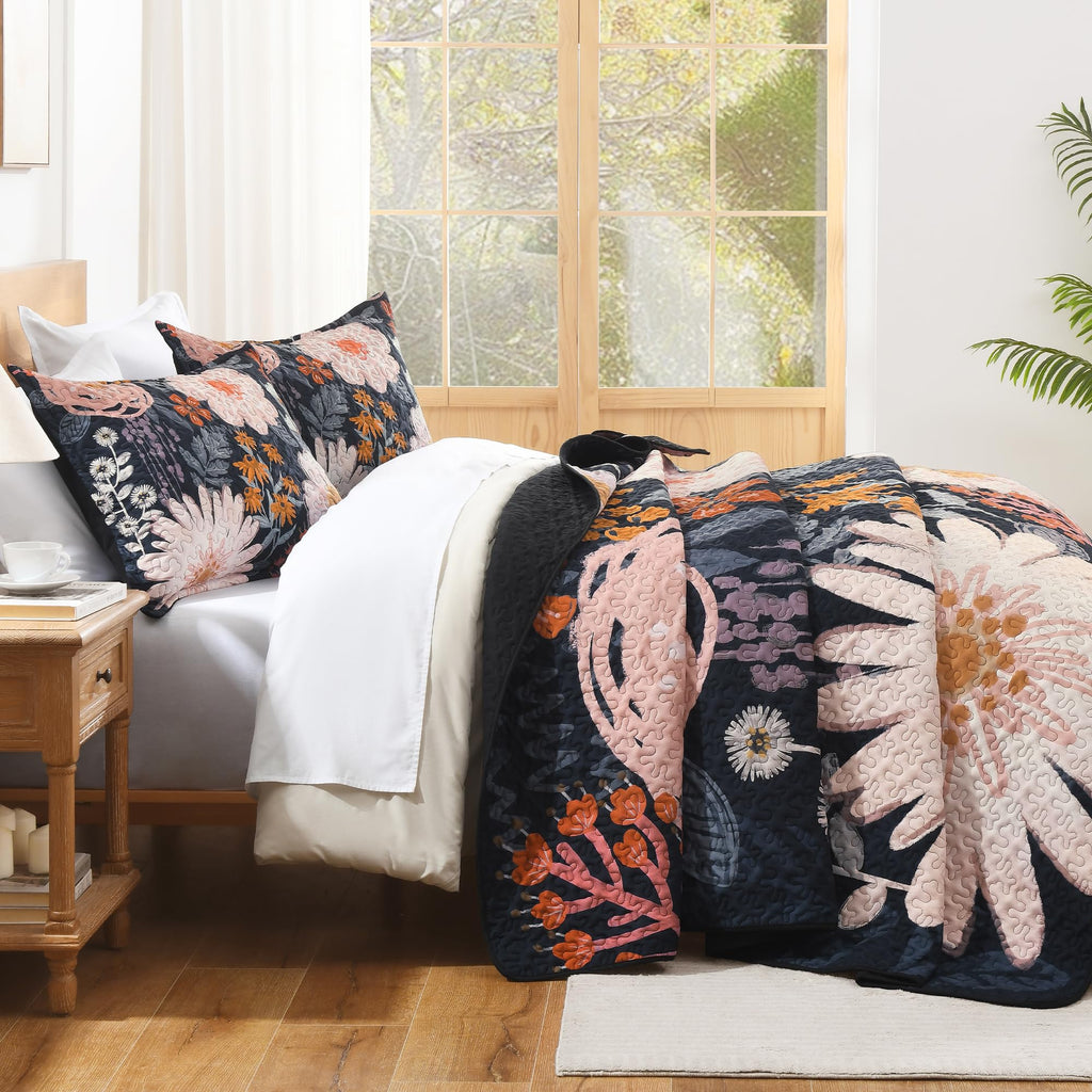 Quilt, Navy Floral Boho Summer Bedspread 3 Pieces