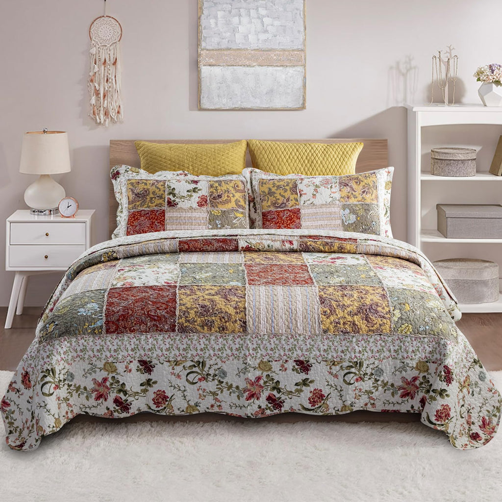 Oversized Bedspreads Patchwork Quilt Set (110x118 Inch)
