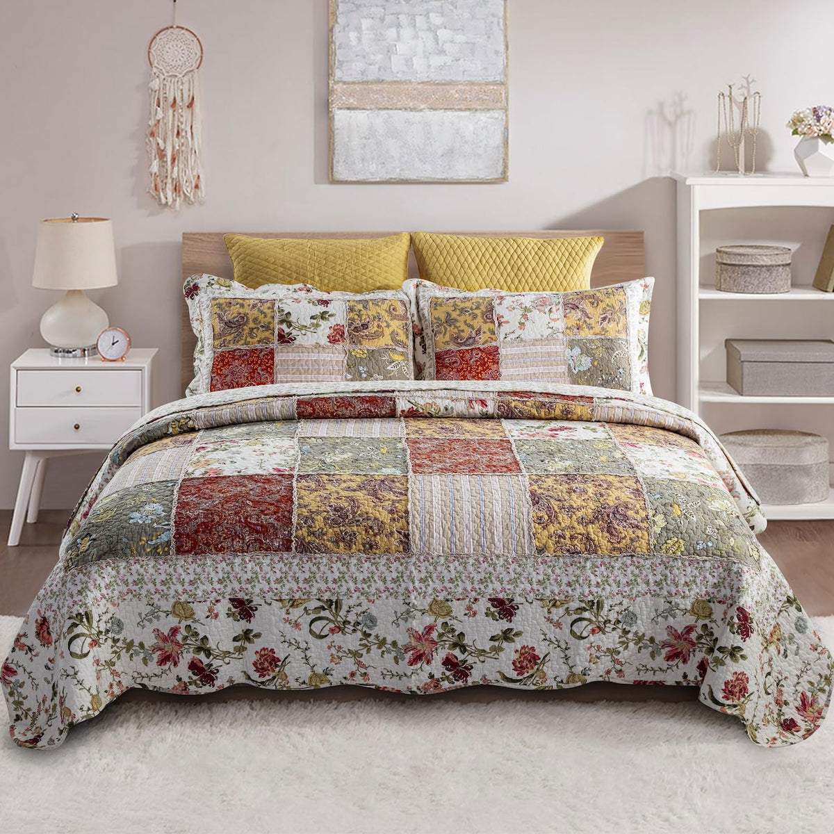 Oversized Bedspreads Patchwork Quilt Set (110x118 Inch)