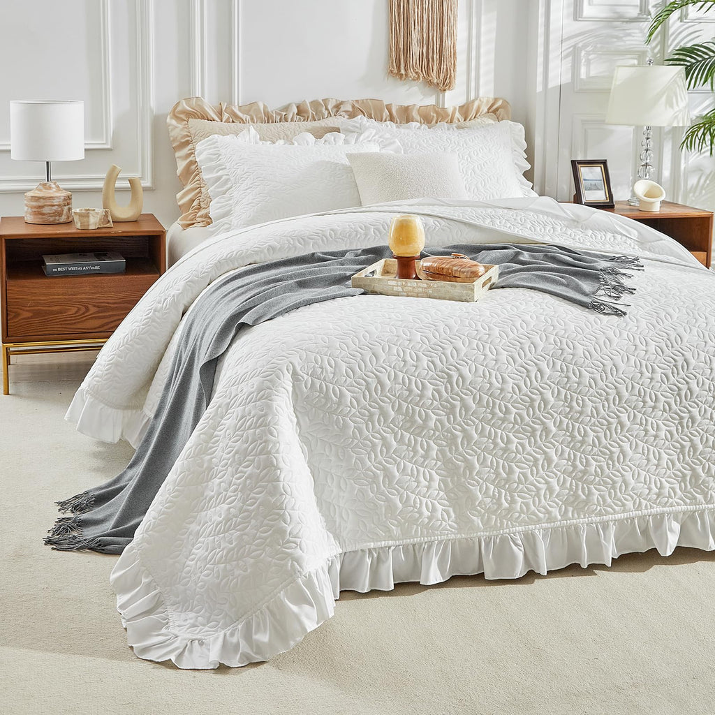 Oversized Ruffled Quilt Set 96 * 108in Solid Shabby Chic Farmhouse Ruffles 3PC Quilted Bedding Rustic