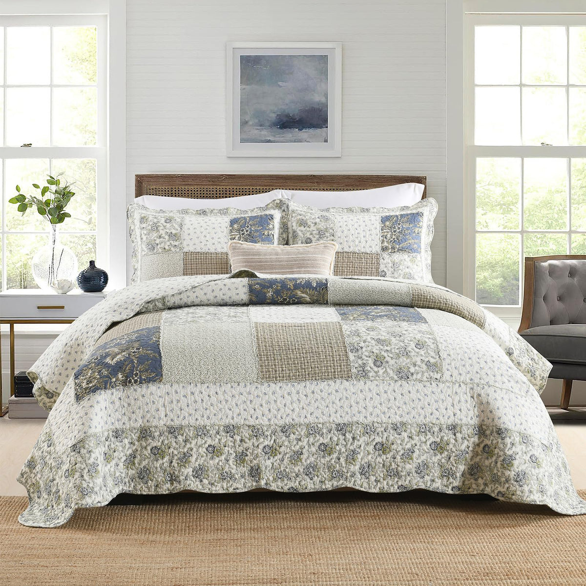Quilt Set Reversible Country Farmhouse Floral Real Patchwork Quilted Bedspread 3-Piece Quilt Set with