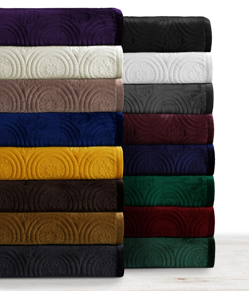 Oversized Velvet Quilt Set - Buttery Soft 260GSM Velvet Bedding for Luxurious Comfort - Double-Sided Capri