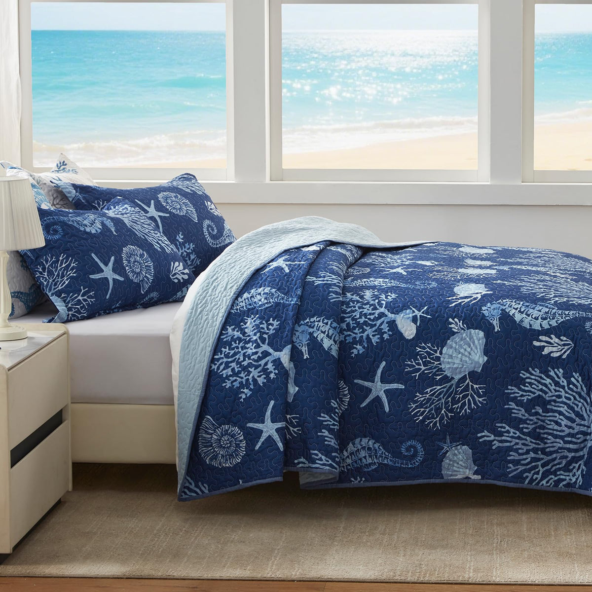 Coastal Quilt Set - Lightweight Microfiber Reversible Bedspread, 98''x106'', Navy, Includes 2 Shams