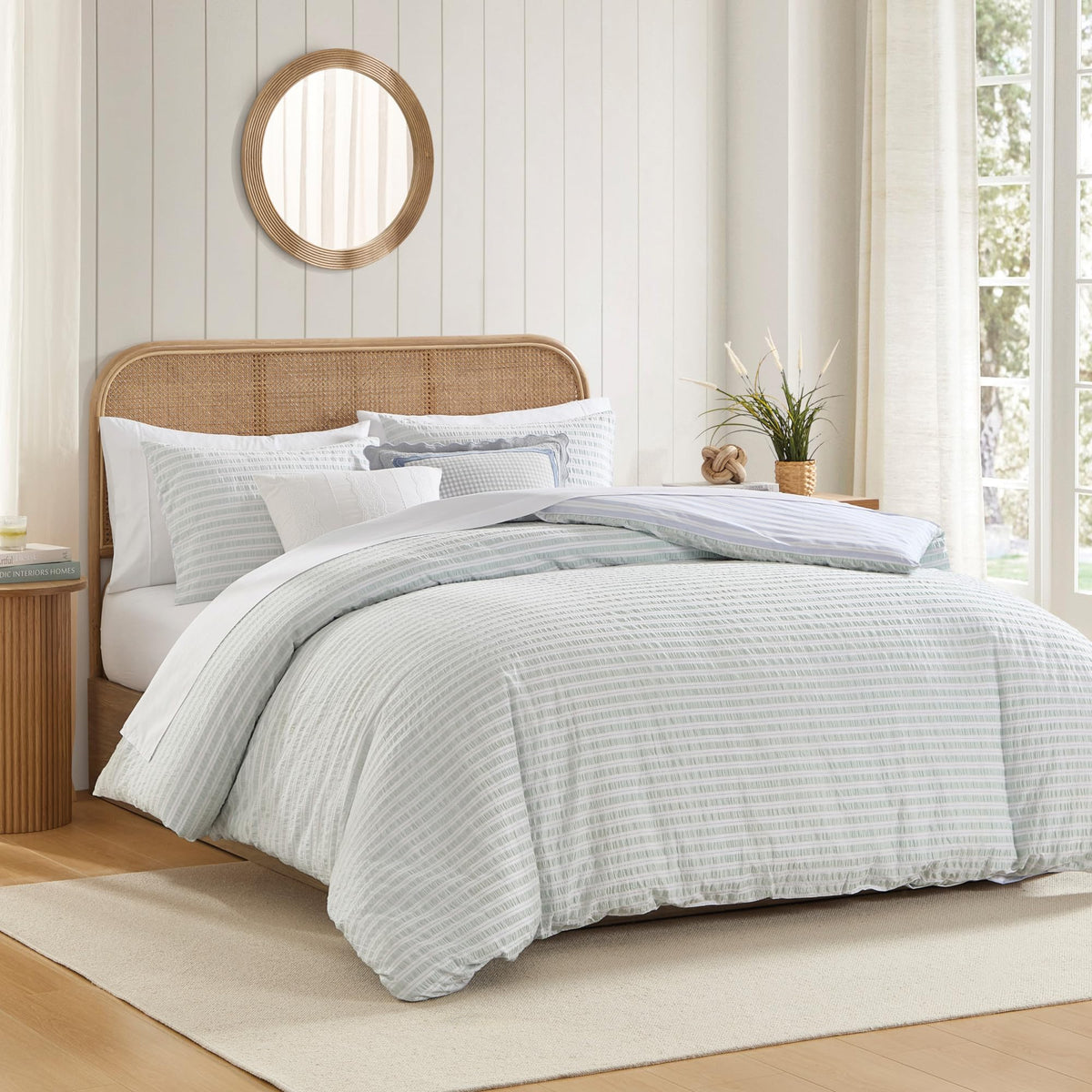 Full/Queen Comforter Set - 100% Cotton, Seersucker Stripe Reversible Design - Includes Shams - 3-Piece - Green/Blue