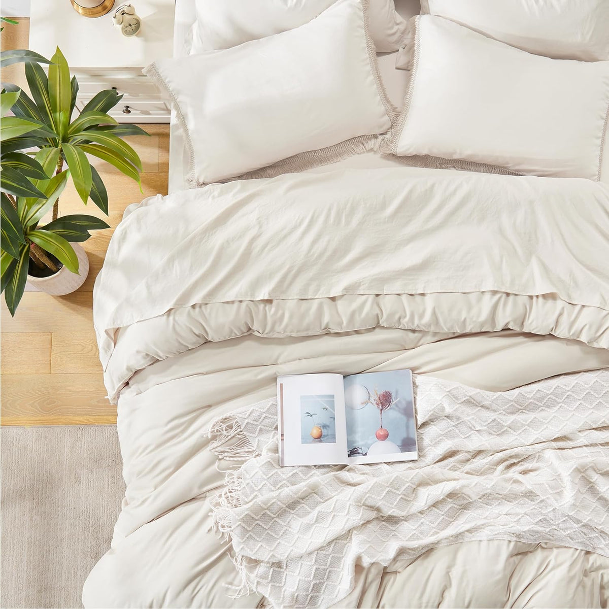 Comforter Set, 7 Pieces Beige Bedding - Set of 7