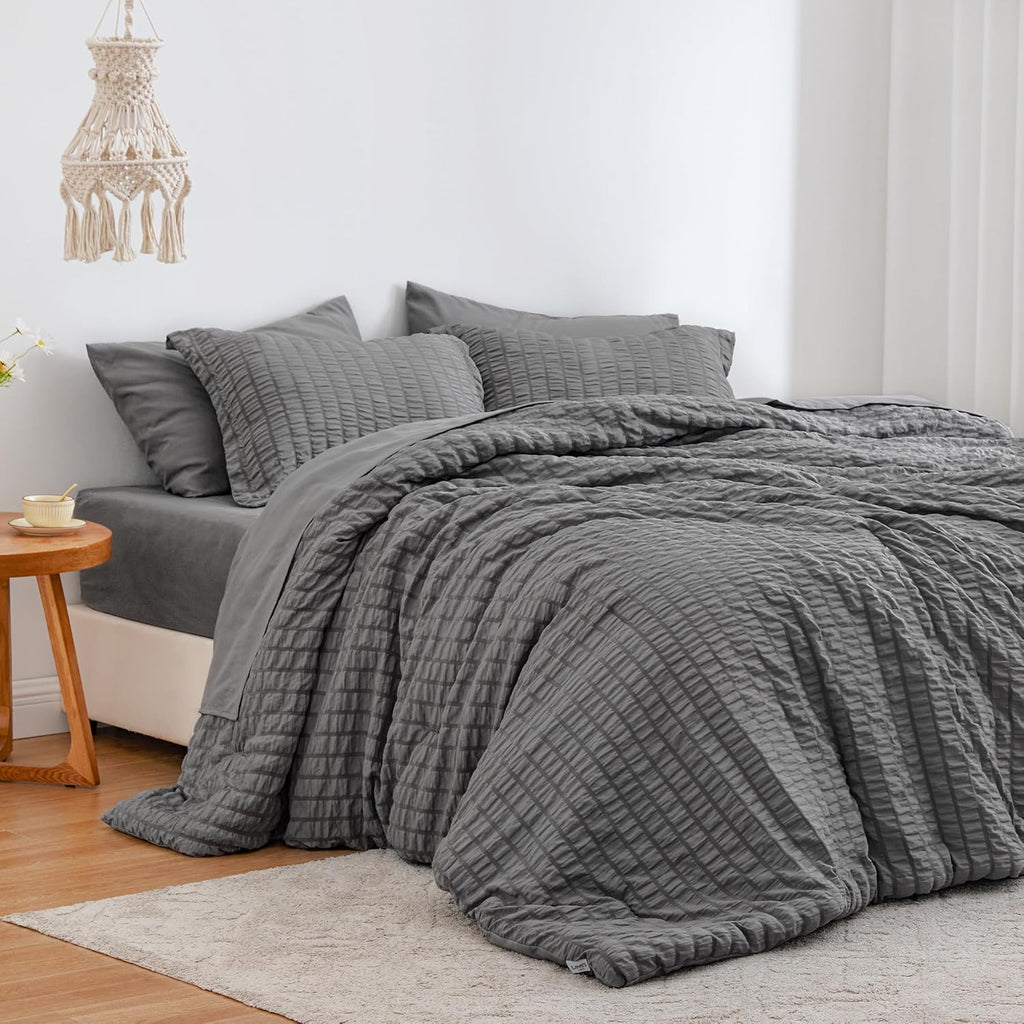 Seersucker Dark Grey Comforter Set