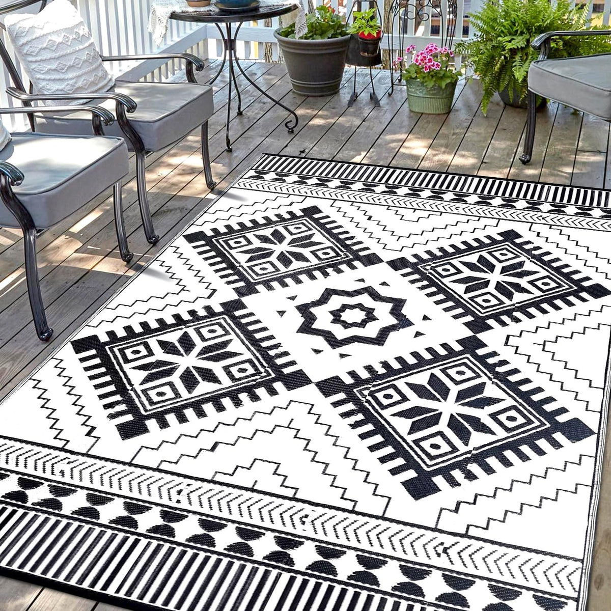 Waterproof Outdoor Rug, Boho Reversible Plastic Straw Mat RV Deck Porch Backyard Balcony Camping Picnic Beach