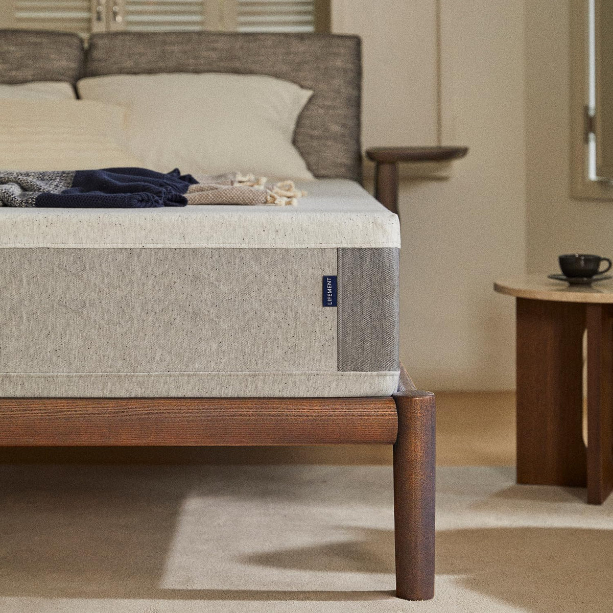 Queen Mattress, 12 Inch Queen Size Mattress, Essential Graphite Cooling Memory Foam Mattress in a Box, Pressure