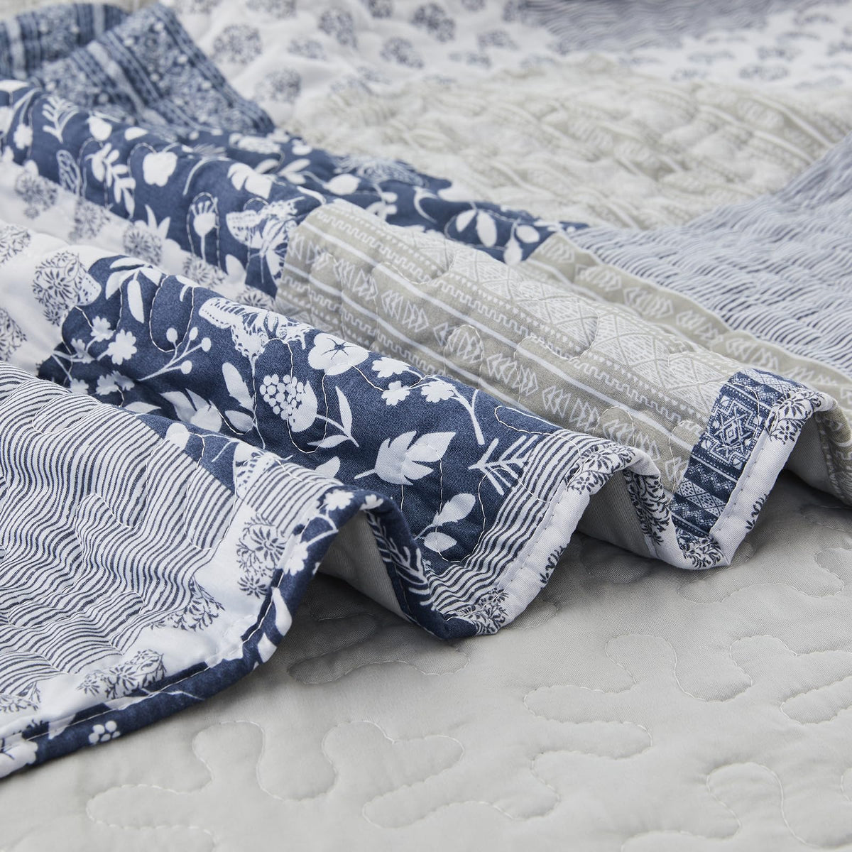 Navy Blue Gray Quilt Set 128x120, 3 Piece Quilted Bedspread Set Patchwork Plaid Bedding Comforter Set