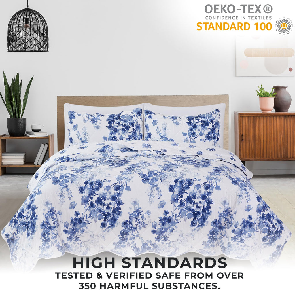 Floral Quilt Set with Shams, Blue Floral Bedding Set, All-Season, Lightweight Bedspread. Reversible