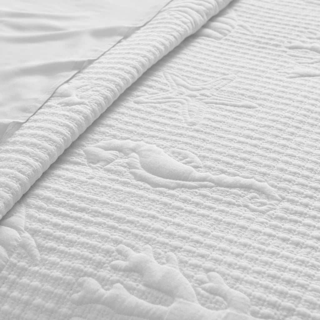 Cross Stitch Sea Quilt Set - Quilt and One Standard Sham - Coastal - White - Quilt (68x86in.) and Sham
