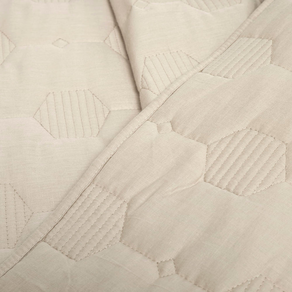 Hexagon Honeycomb Embroidered Textured Cotton 3 Piece Quilt Set, Neutral