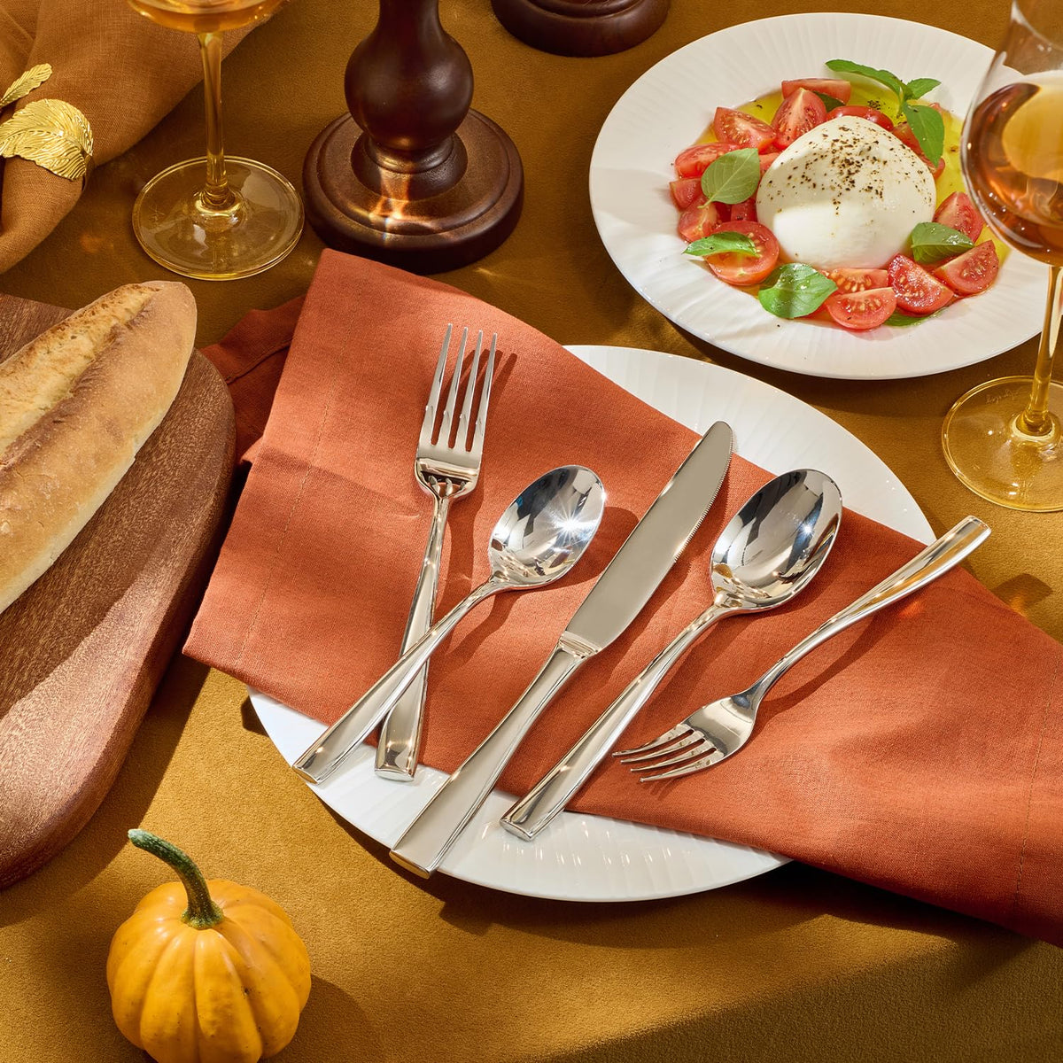 Flatware Set for 6, 30-Piece Stainless Steel Utensil Set with Forks, Knives, Spoons, Dishwasher Safe Silverware Set
