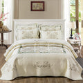Quilt Set Queen Size 3D Floral Embroidery Pattern 3-Piece Cotton