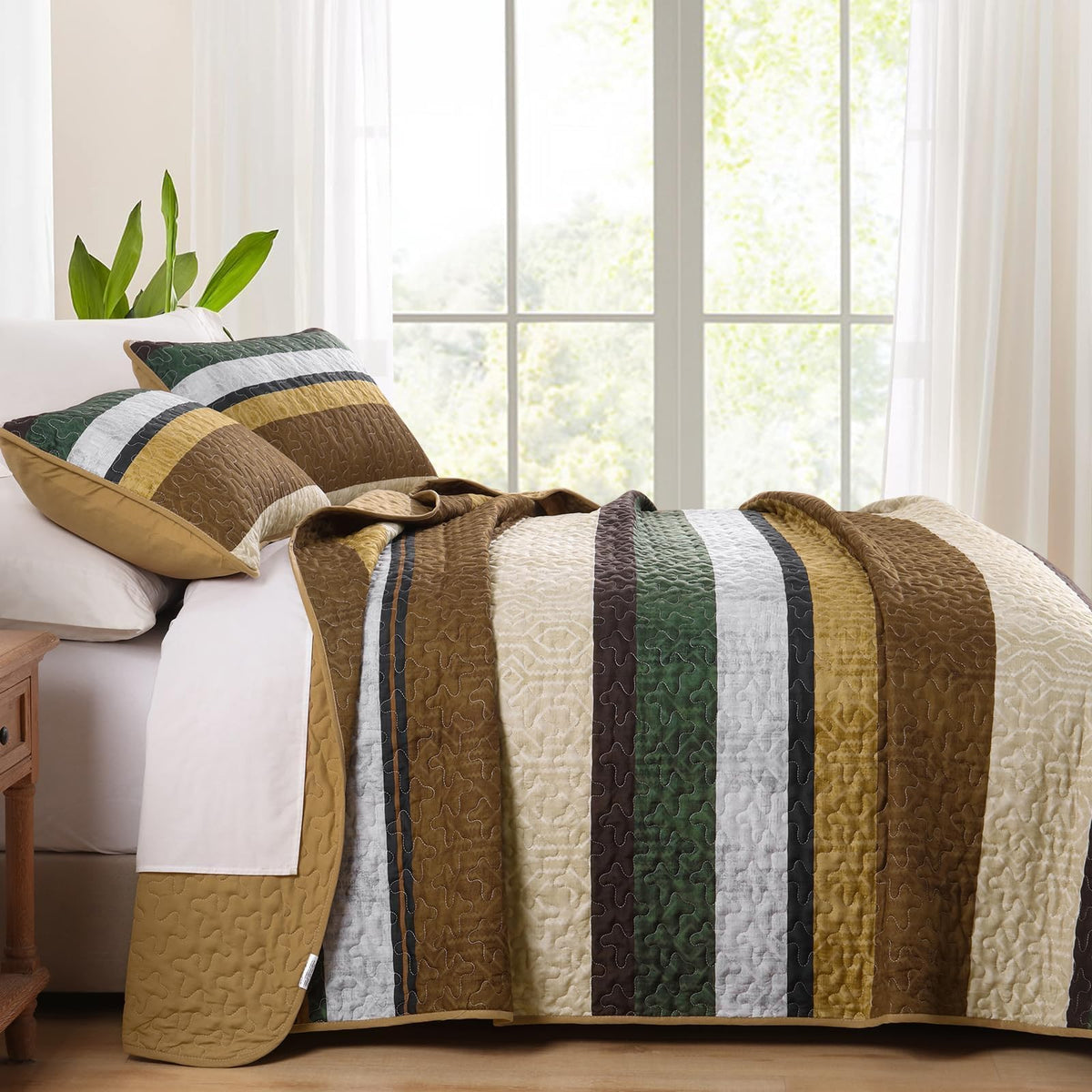 Stripe Quilt Bedding Set, Boho Brown Lightweight Bedspread