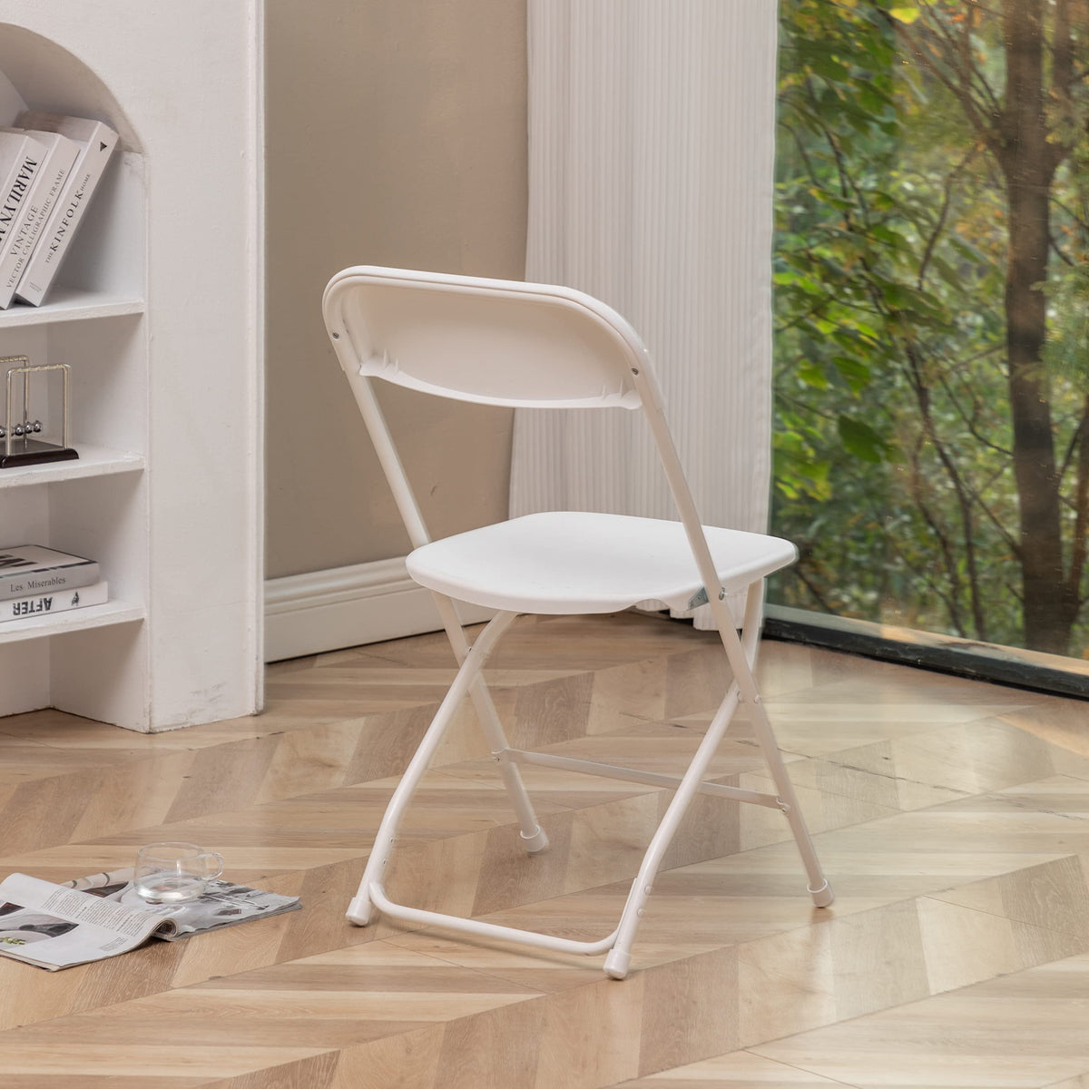 White Plastic Folding Chair Steel Frame Commercial High Capacity Event Chair Lightweight Set Wedding Party Picnic
