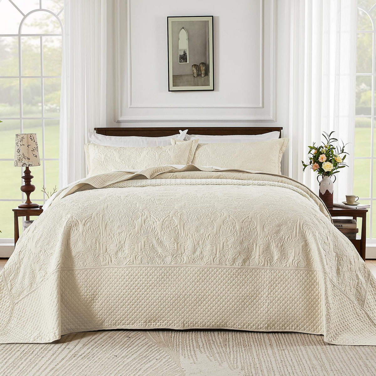 Bedspread 138x122, Quilt with Damask Pattern, Beige Coverlet with Pillowcase