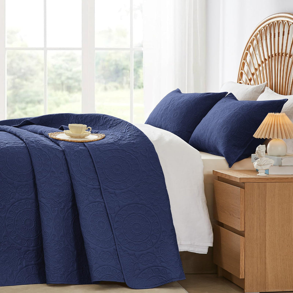Navy Blue Quilt Set, Embossing Microfiber Bedspreads with Pillow Sham, Ligthweight Breathable Thin