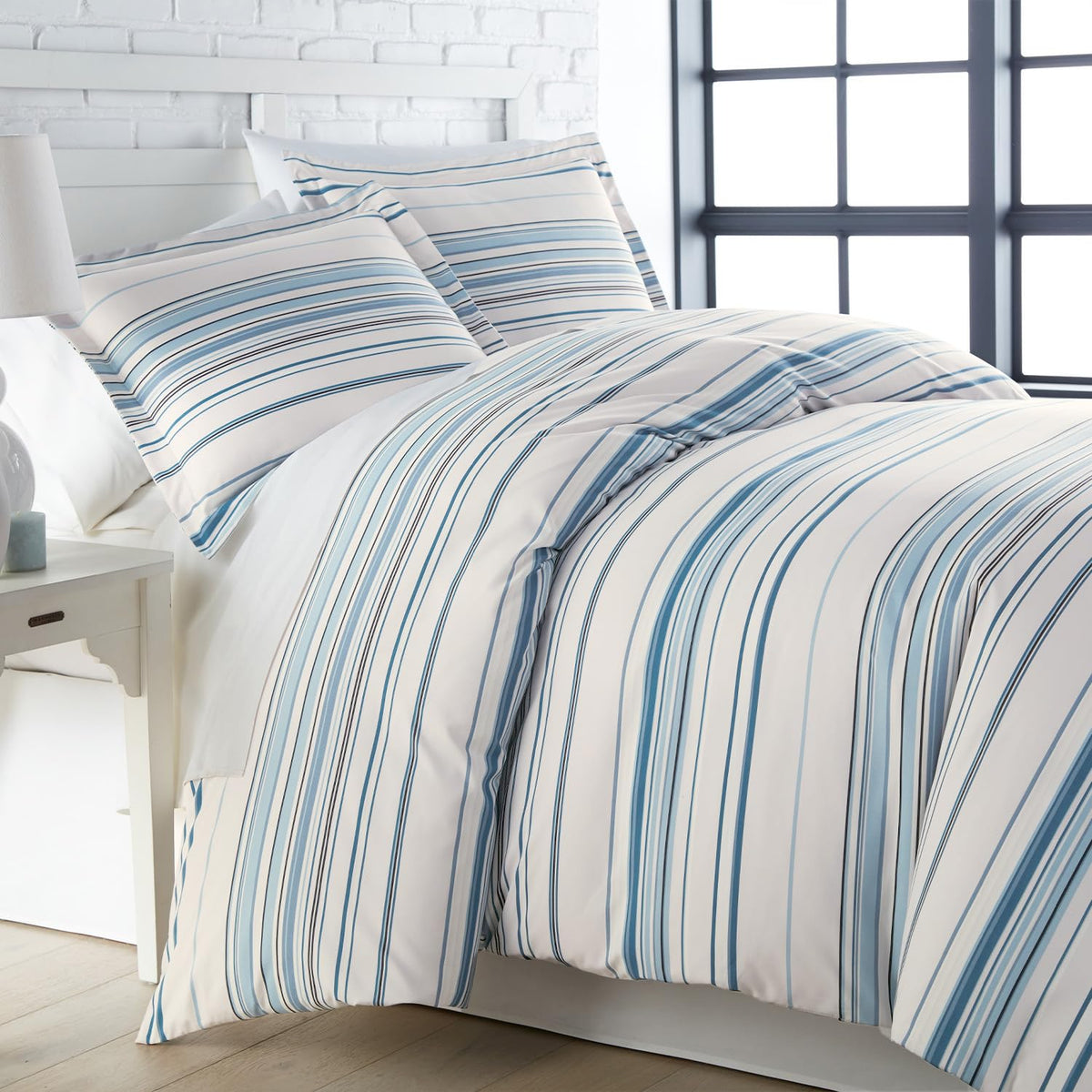 Striped Comforter Queen Set w/ 2 Pillow Shams, Coastal Bedding Stripe Blue