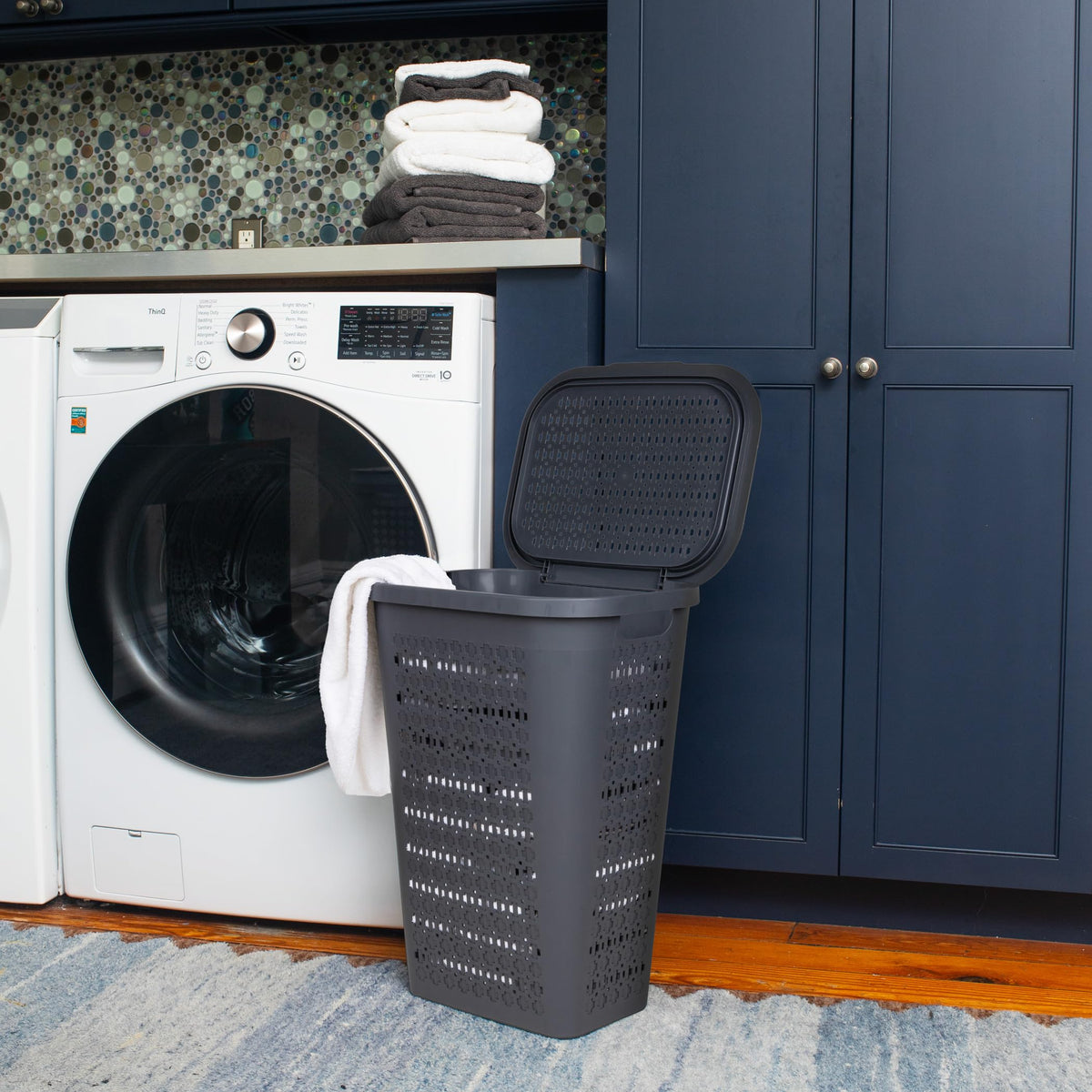 Slim Tapered Laundry Hamper with Lid, Clothes Basket with Swiss Cross Cut-Outs, Lightweight & Ventilated, Plastic