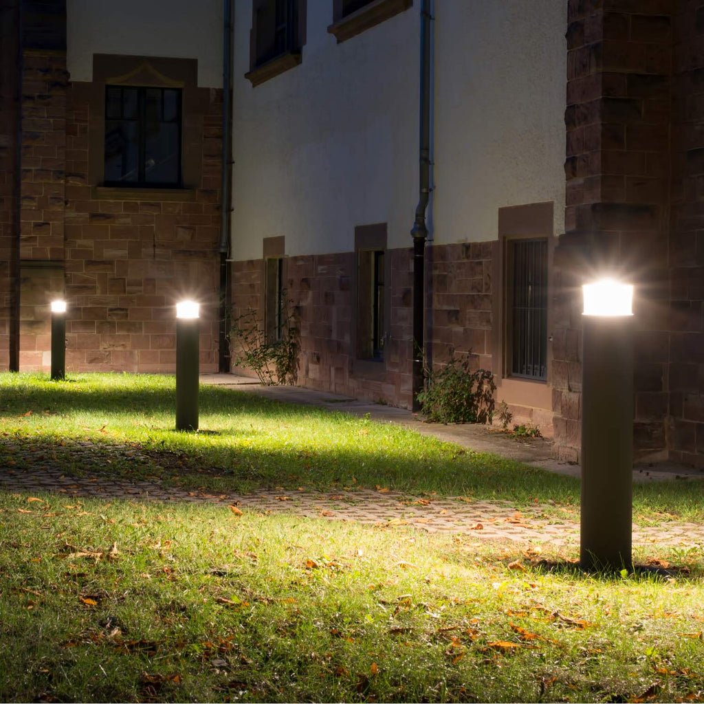 Bollard Light 38", 120-277V, 20W, 3000 Kelvin, Flat