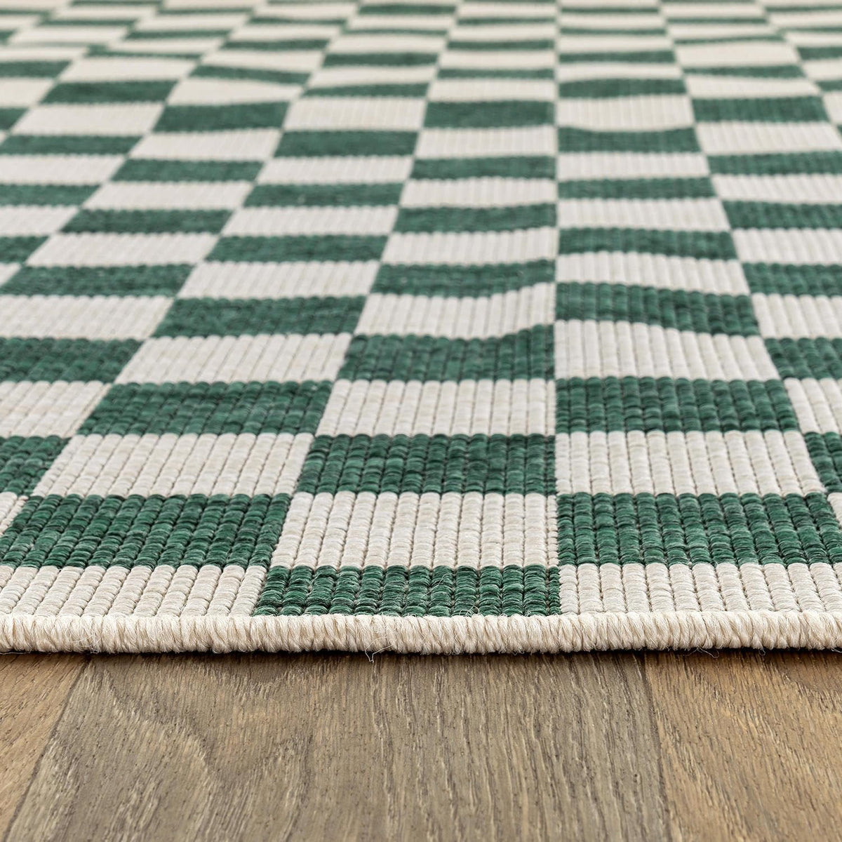 Indoor/Outdoor Checkered Weather Resistant Runner Rug Green