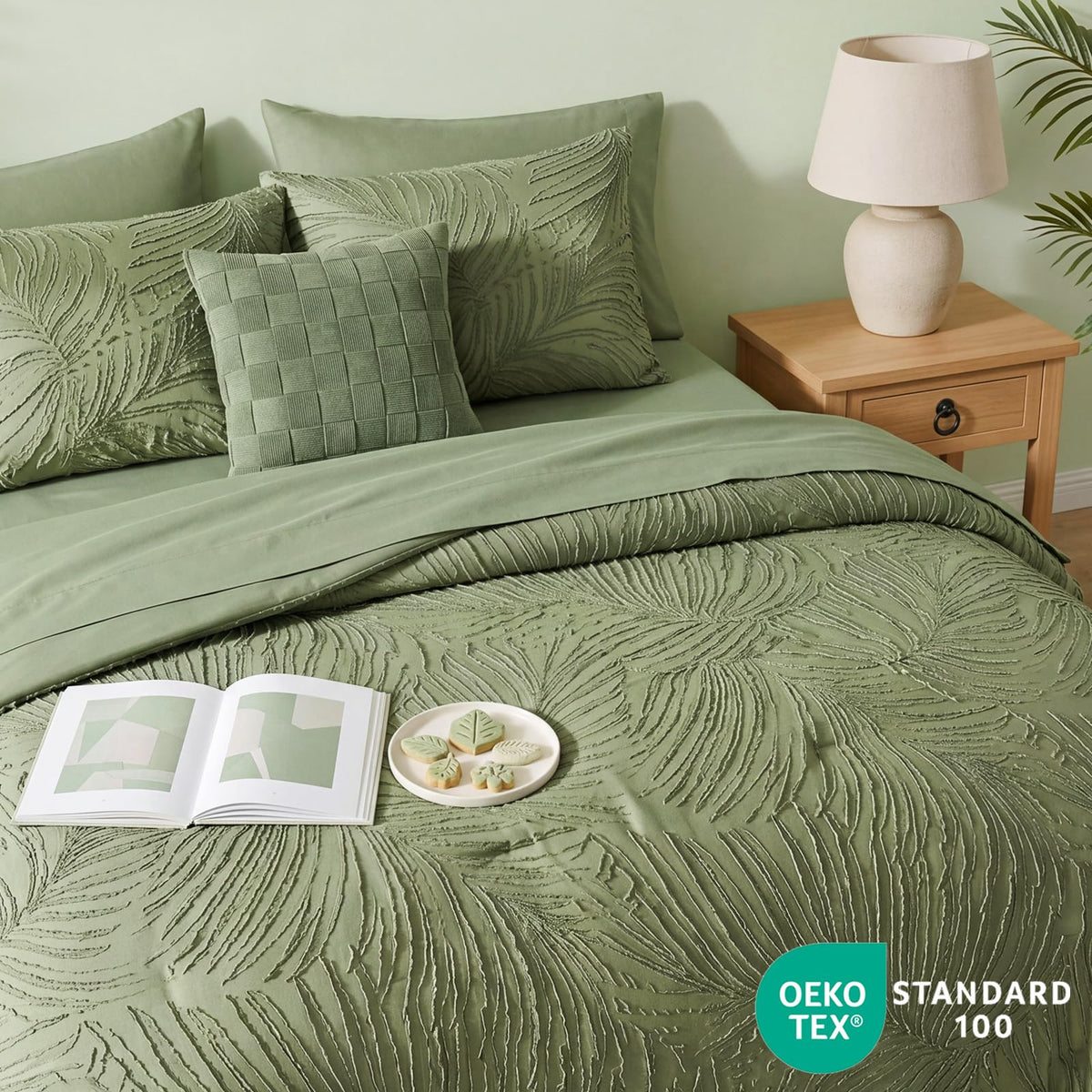 Comforter Set-7 Pieces Tufted Green Bed in a Bag Bedding Set