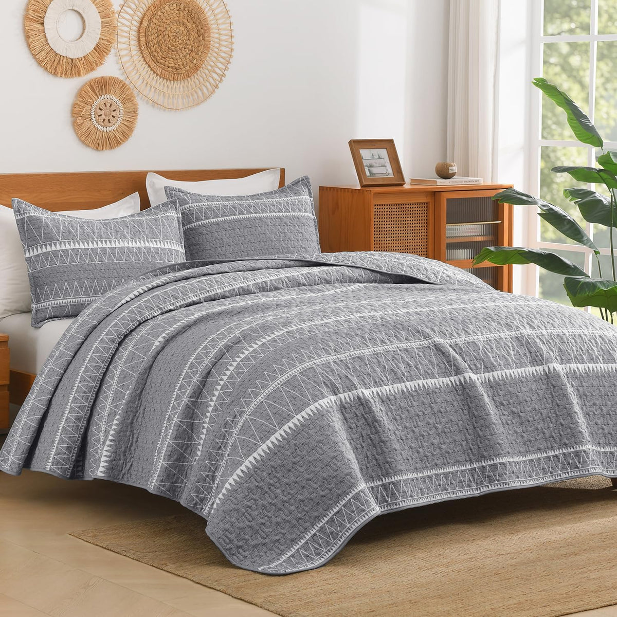 King Quilt Set Grey, 3 Pieces Boho Striped Bedspread - Set of 3