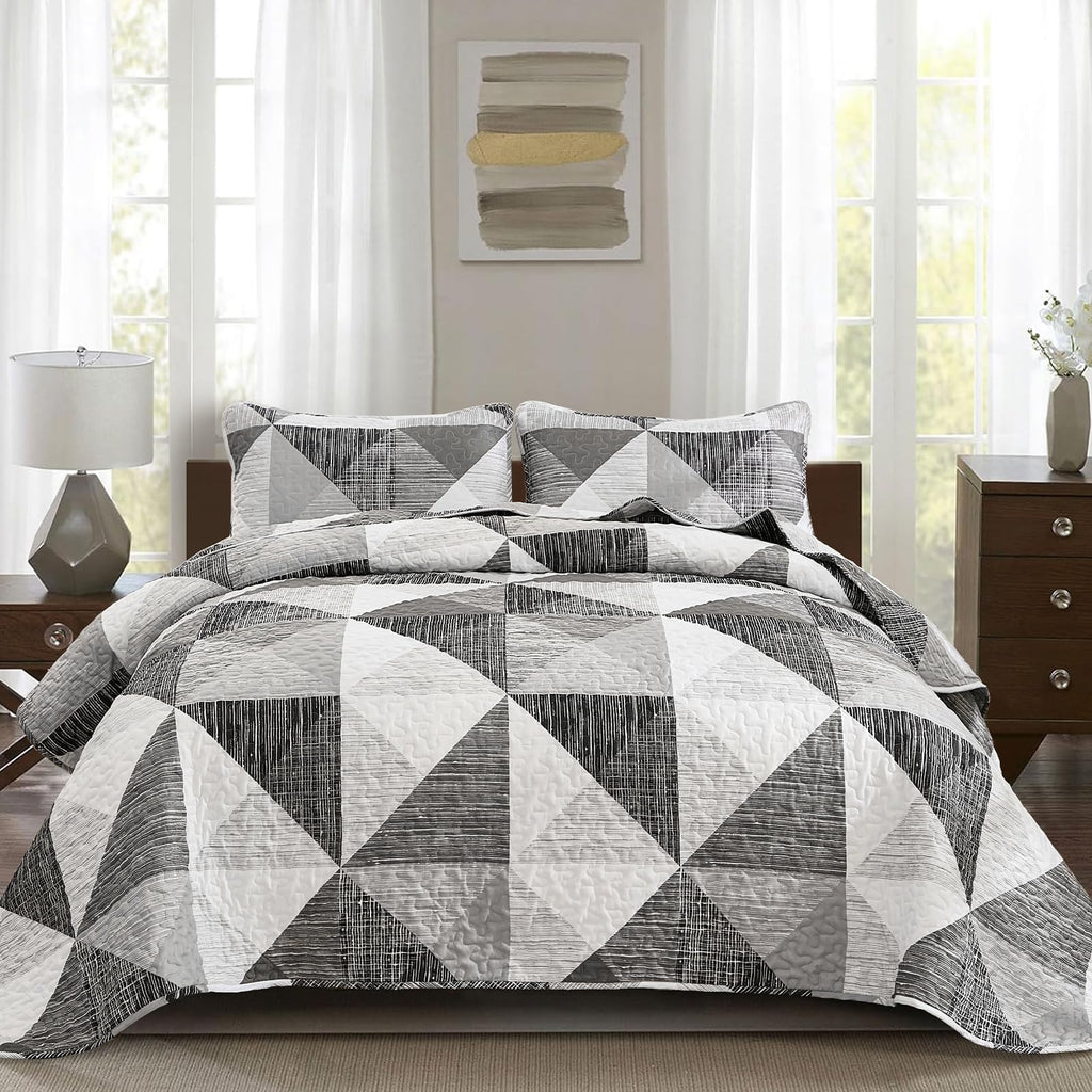 Patchwork Quilt Set Gray Geometric Bedspread 3 Pieces