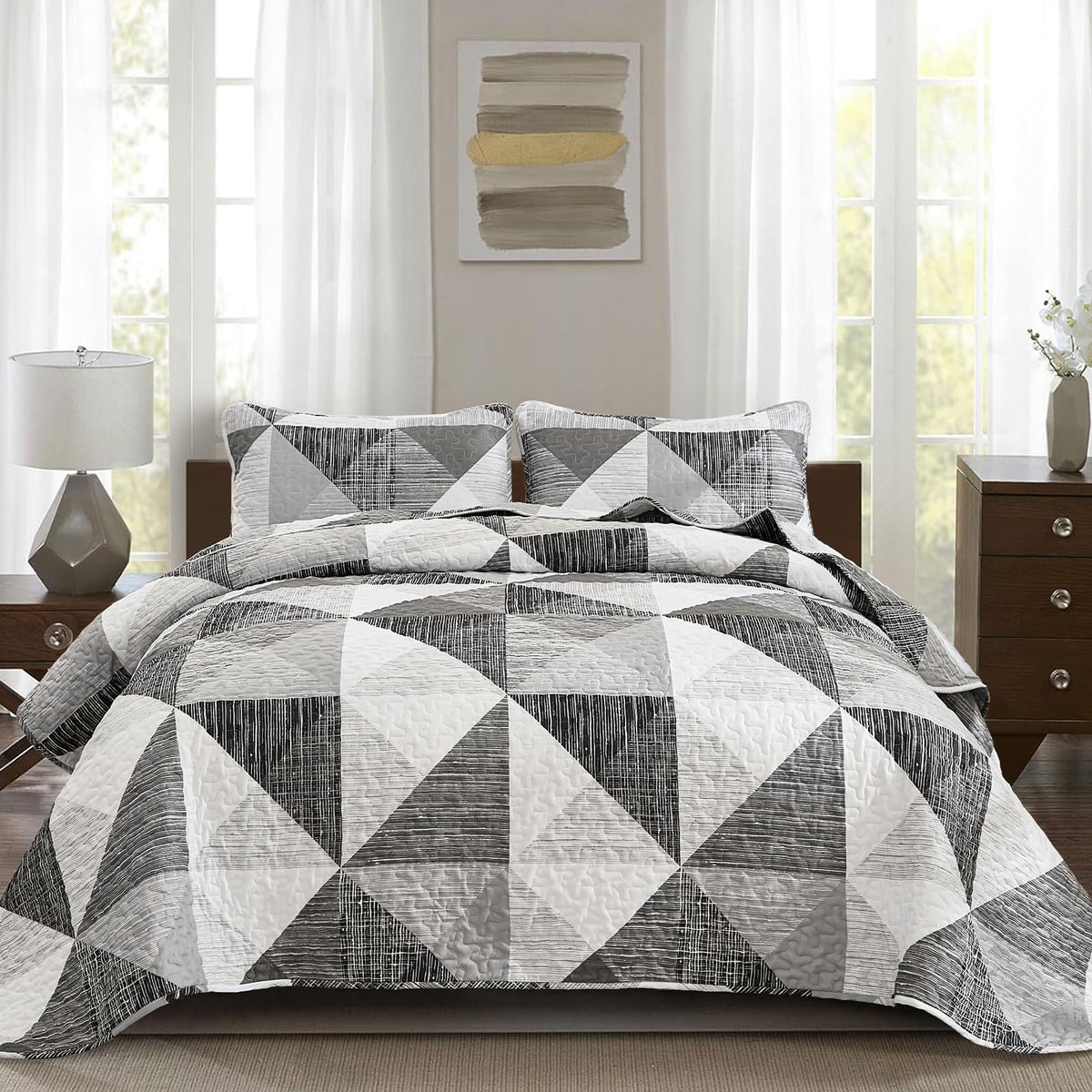 Patchwork Quilt Set Gray Geometric Bedspread 3 Pieces