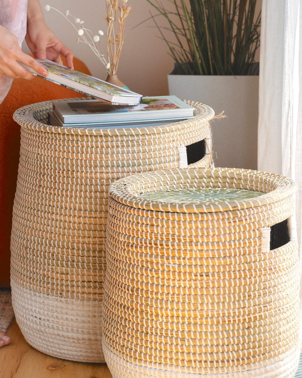 Round Seagrass Laundry Hamper with Lid, 2-Piece Set - Eco-Friendly Storage Basket for Clothes, Toys, and More