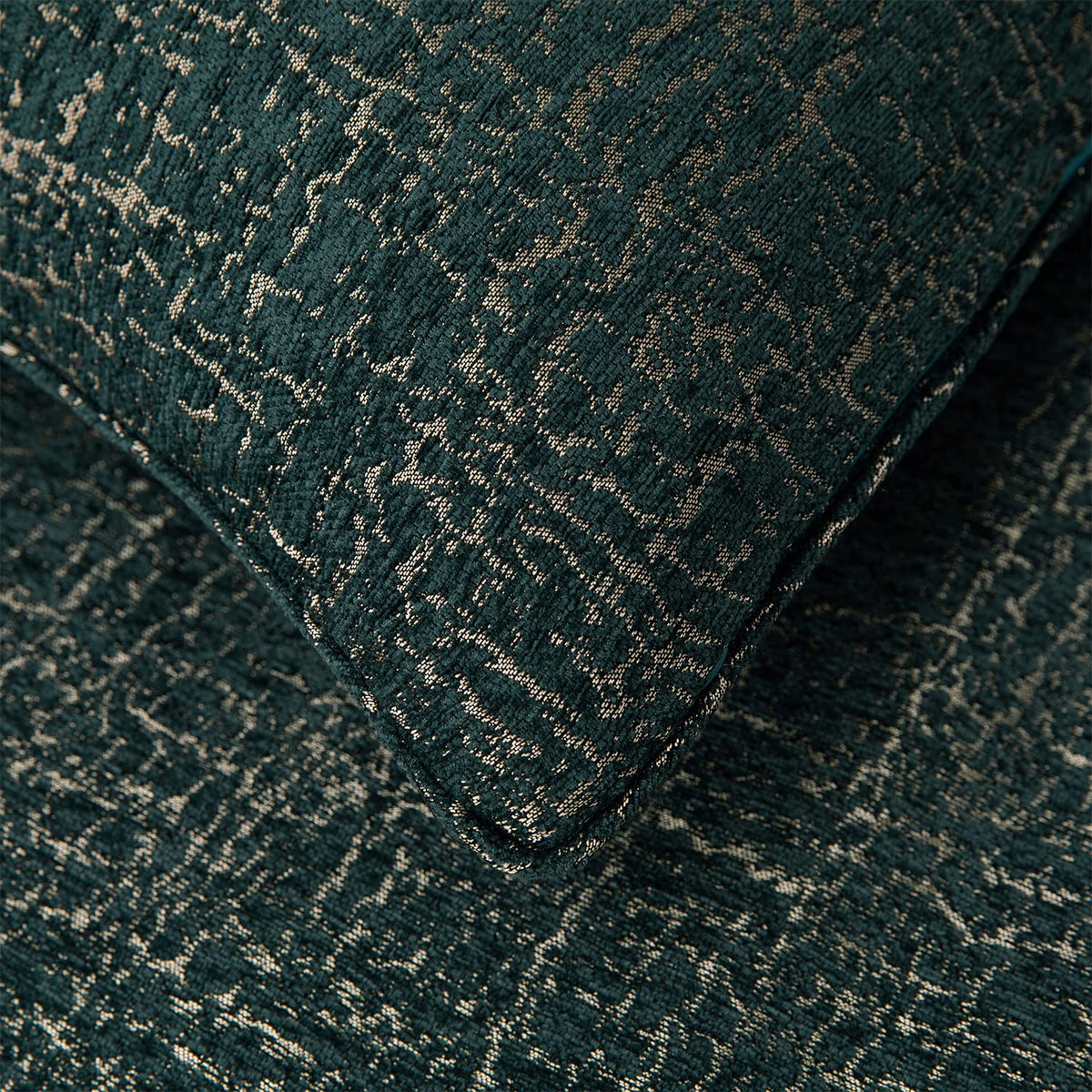 Hayworth 3 Piece Queen Teal Chenille Jacquard Comforter Set