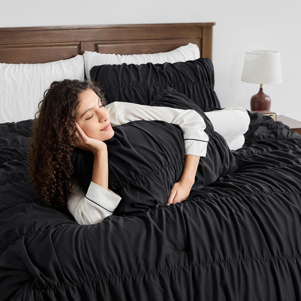 Ruched Black Comforter Set, Boho Ruffle 3 Pieces