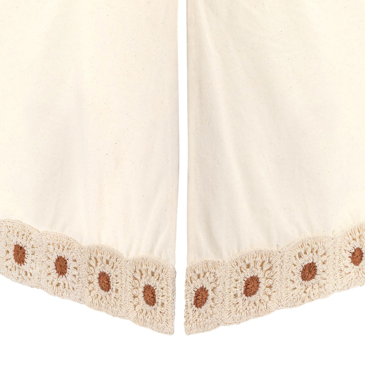 Crochet Crib Skirt, Cream Bed Skirt Cribs, Neutral Boho Scalloped Accent for Baby Boys and Girls, Crib Skirt Girl and
