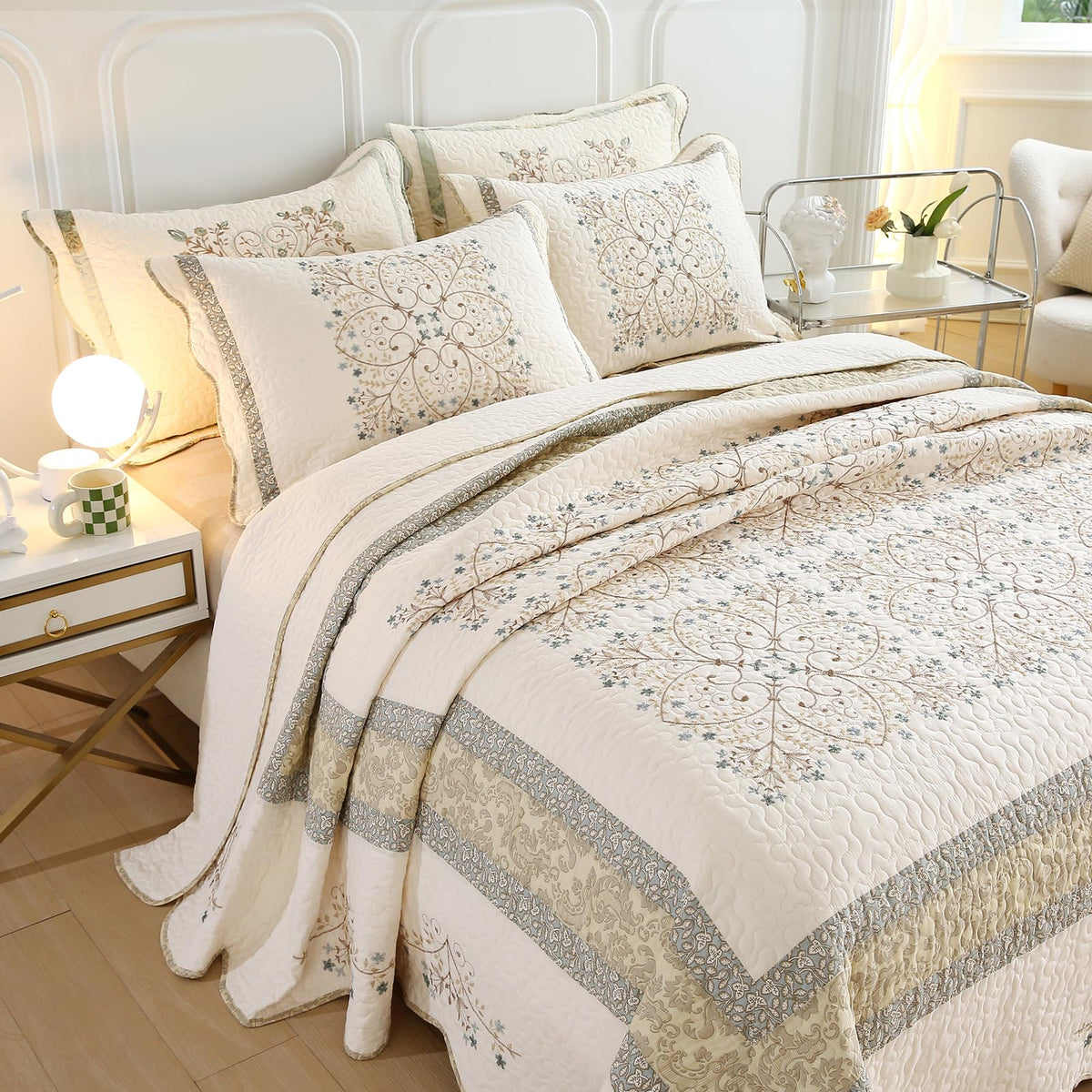 Elegant Embroidered Quilt Set Farmhouse Patchwork Oversized Reversible Bedspread Coverlet 3 Piece Cotton