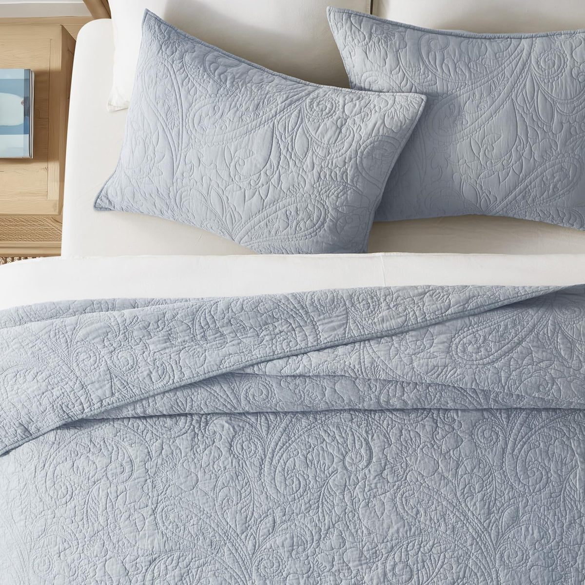 100% Cotton Paisley Quilt Set, King Size, Pearl Blue