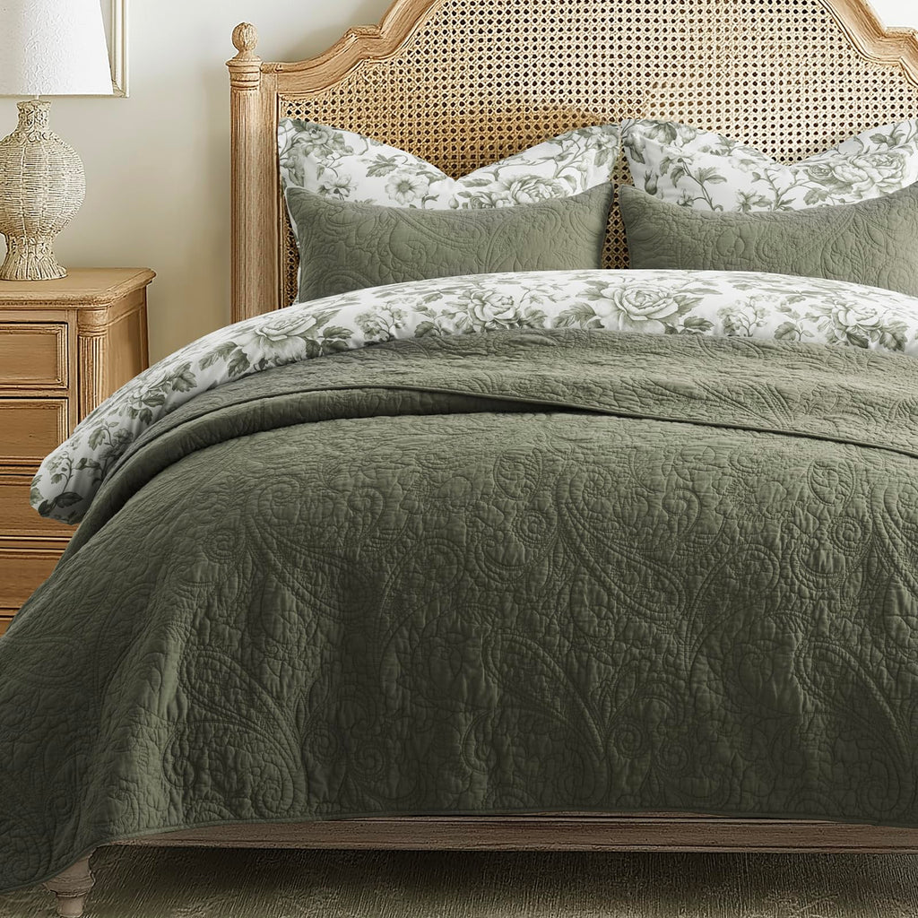 100% Cotton Paisley Quilt Set, Queen Size, Olive Green