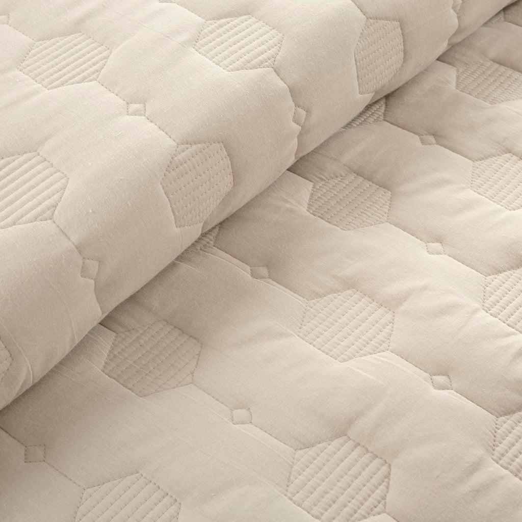 Hexagon Honeycomb Embroidered Textured Cotton 3 Piece Quilt Set, Neutral