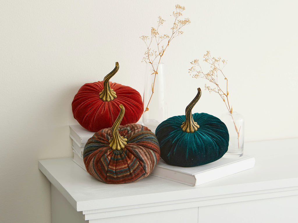 Rust 6.25 inch Velvet Pumpkin (Rust)