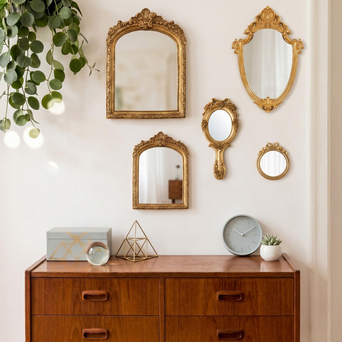 5 Pcs Vintage Gold Wall Mirror Set, 13in/8in/7in/4in, Classic Style