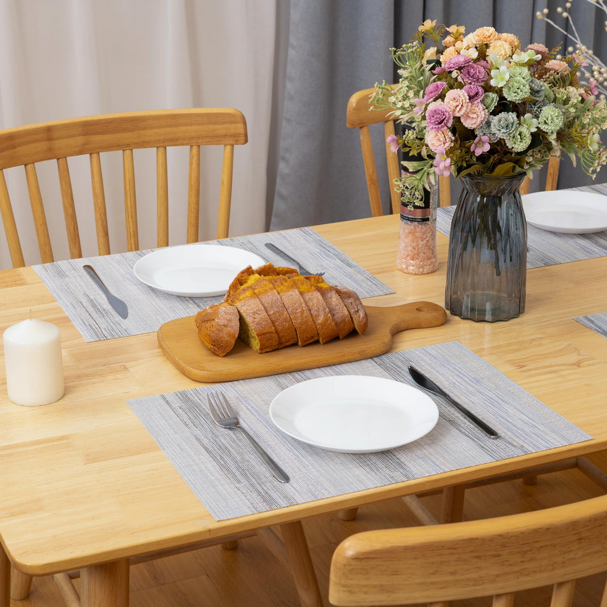 Placemats Set of 8, Heat Resistant Stain Resistant Woven Vinyl Insulation Place mats, Durable Washable Elegant Table